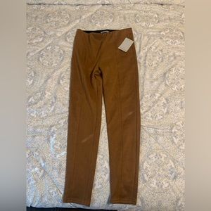 NWT Bagatelle Collection suede pointe leggings M